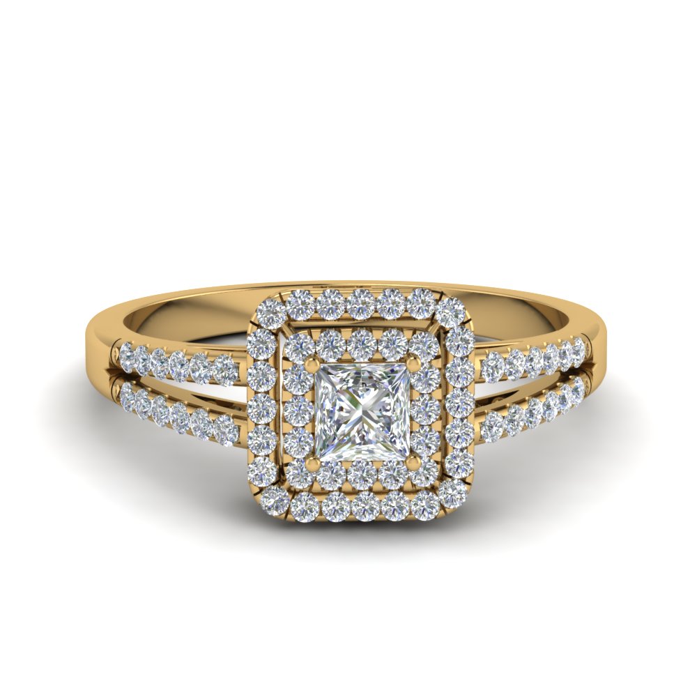 princess cut diamond engagement ring yellow gold