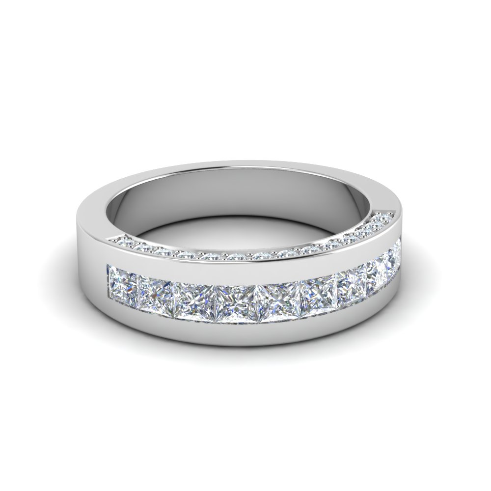 Channel And Pave Set Diamond Band
