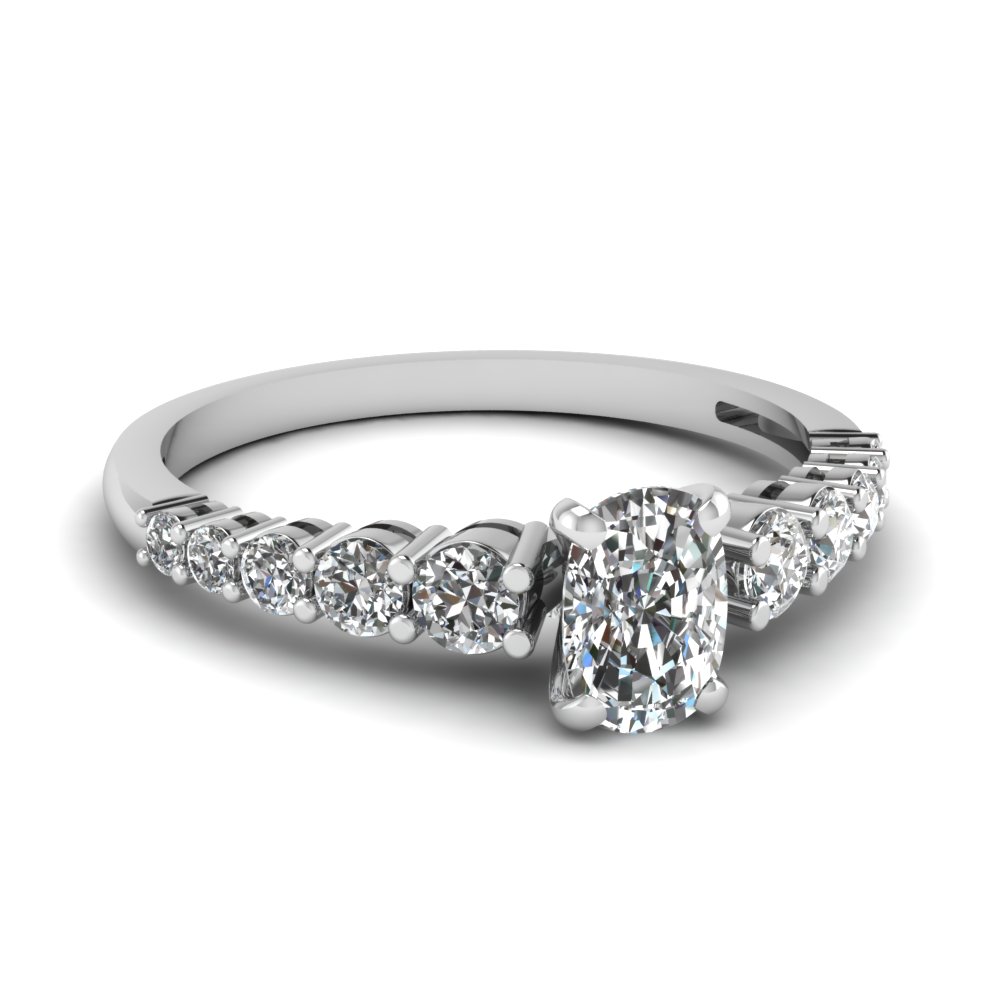 Graduated Side Stone Diamond Ring