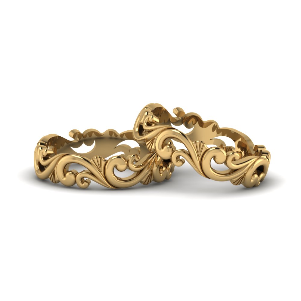 Lesbian Couple In 14K Yellow Gold 