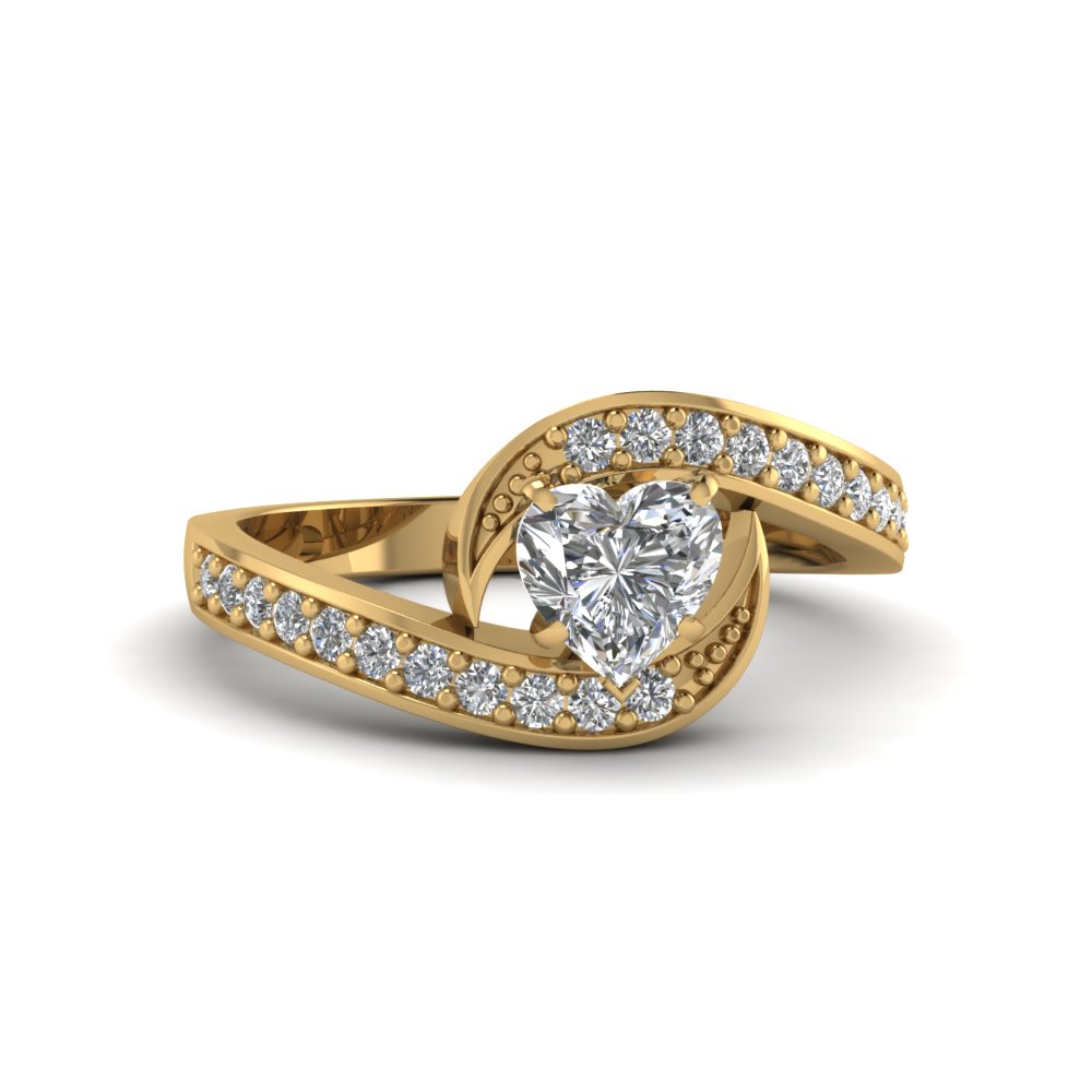 Traditional Diamond Engagement Ring