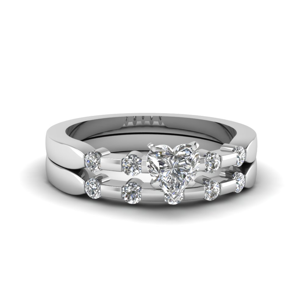 Heart Shaped Delicate Diamond Wedding Ring Set In 14K ...
