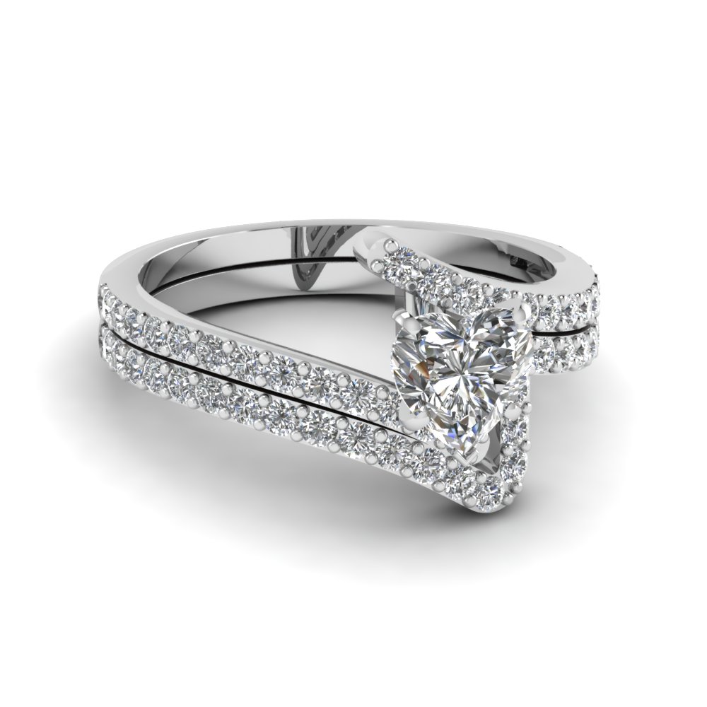 Bypass Heart Shaped Diamond Bridal Ring Set In 18K White