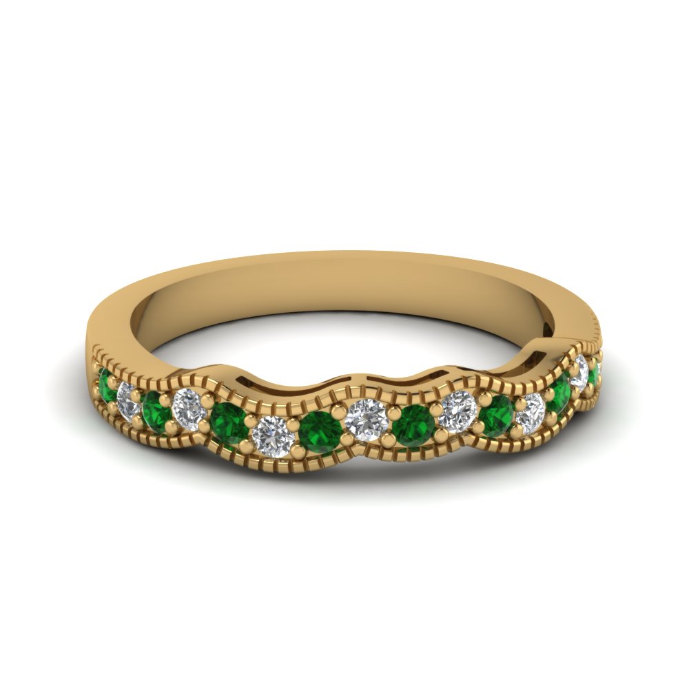 Milgrain Curve Diamond Women Wedding Band With Emerald In
