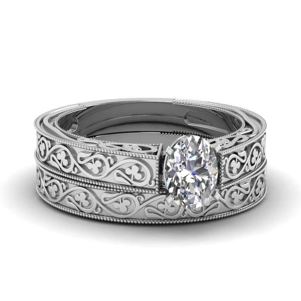 Oval Shape Diamond Wedding Ring Set