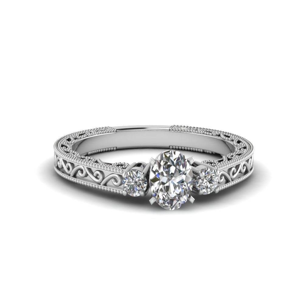 3 Stone Oval Engagement Rings