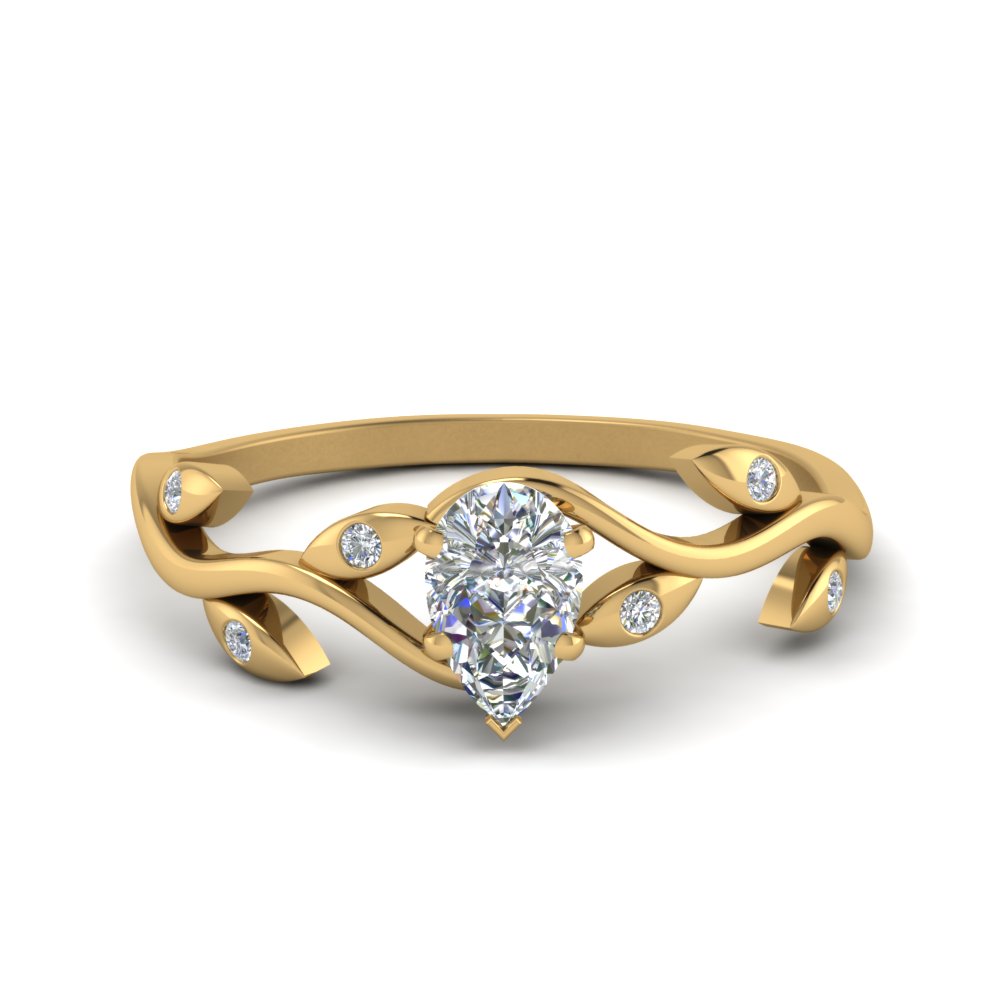 Pear Shaped Yellow Gold Engagement Rings