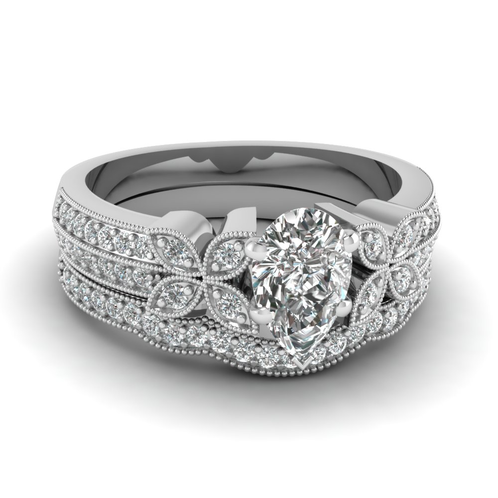 0.75 Carat Pear Shaped Diamond Wedding Ring Set