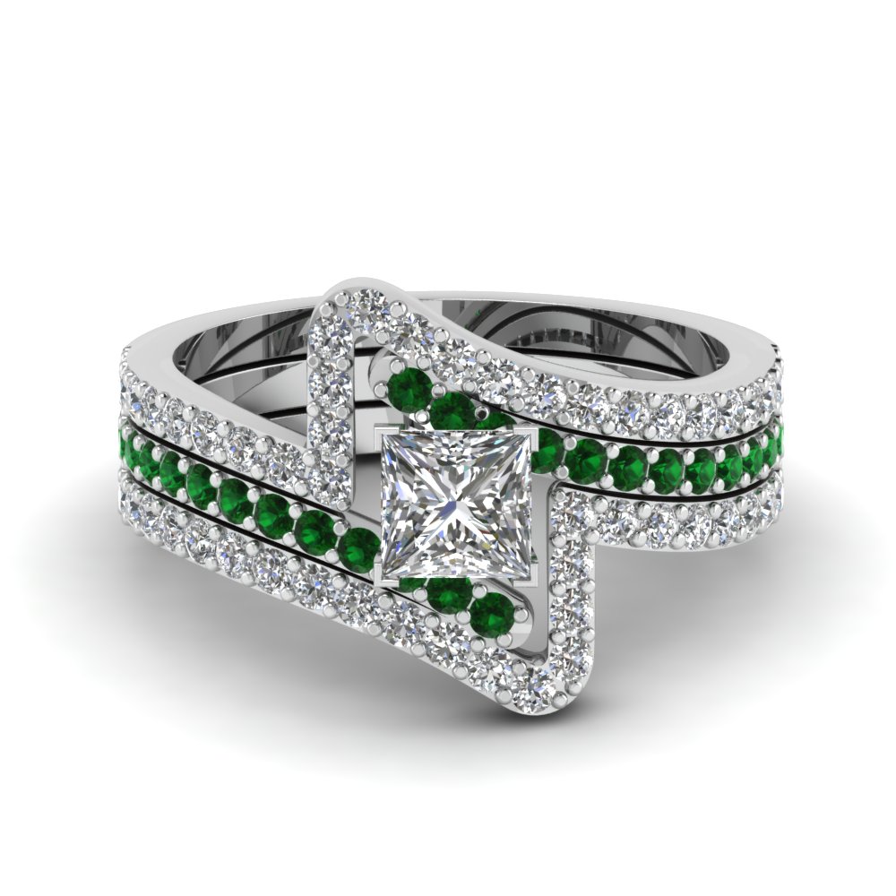 green diamond wedding rings princess cut diamond trio wedding ring sets with green emerald in - Green Wedding Rings green diamond wedding rings princess cut diamond trio wedding ring sets with green emerald in - Green Wedding Rings