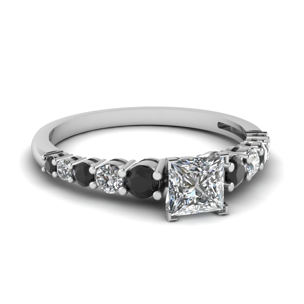 Graduated Side Stone Diamond Ring