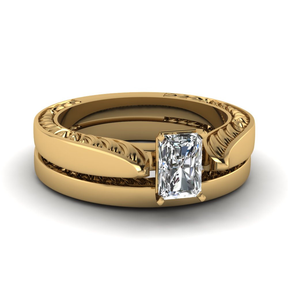 Radiant Shape Diamond Wedding Ring Set