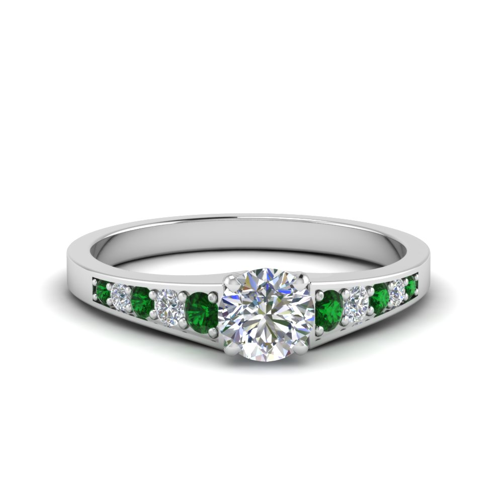 Graduated Pave Accent Diamond Ring